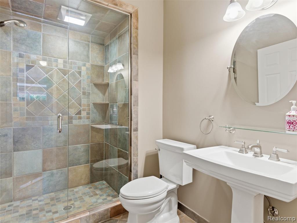 5454 Creekmonte Drive Rochester, MI 48306 - Photo 49 of 69