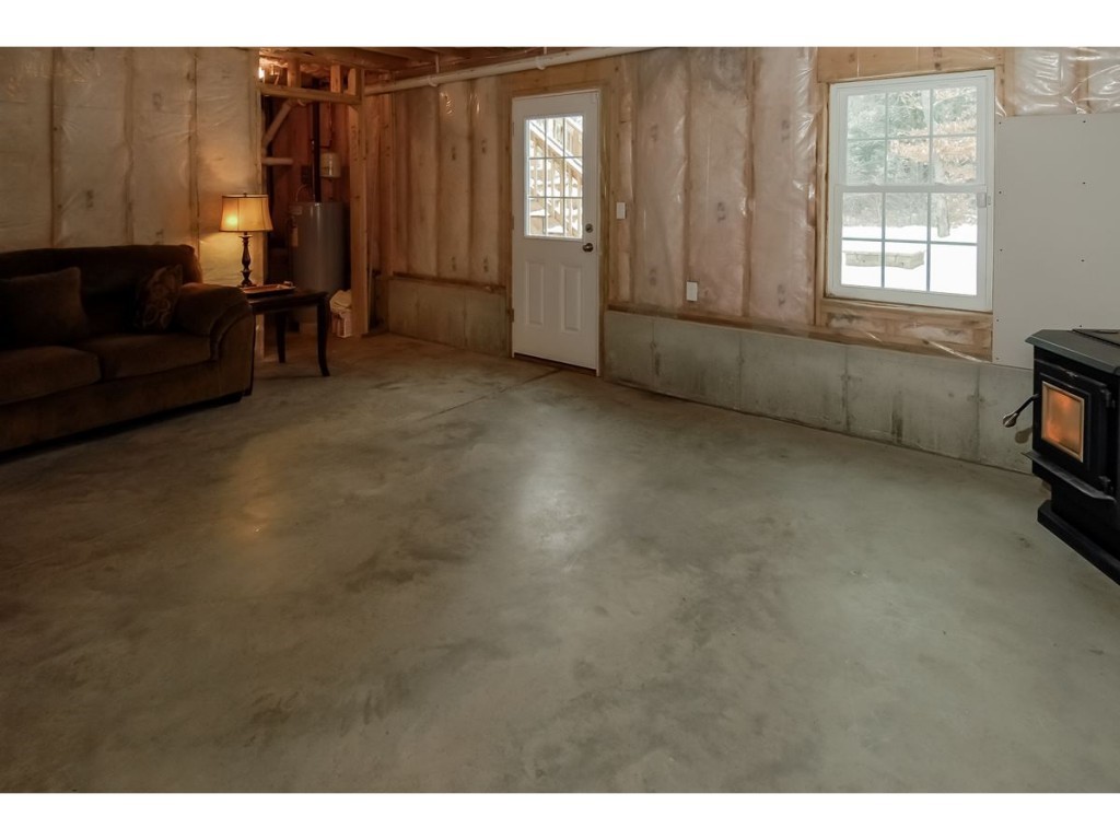 26 Collins Circle Rochester, NH 03867 - Photo 21 of 24