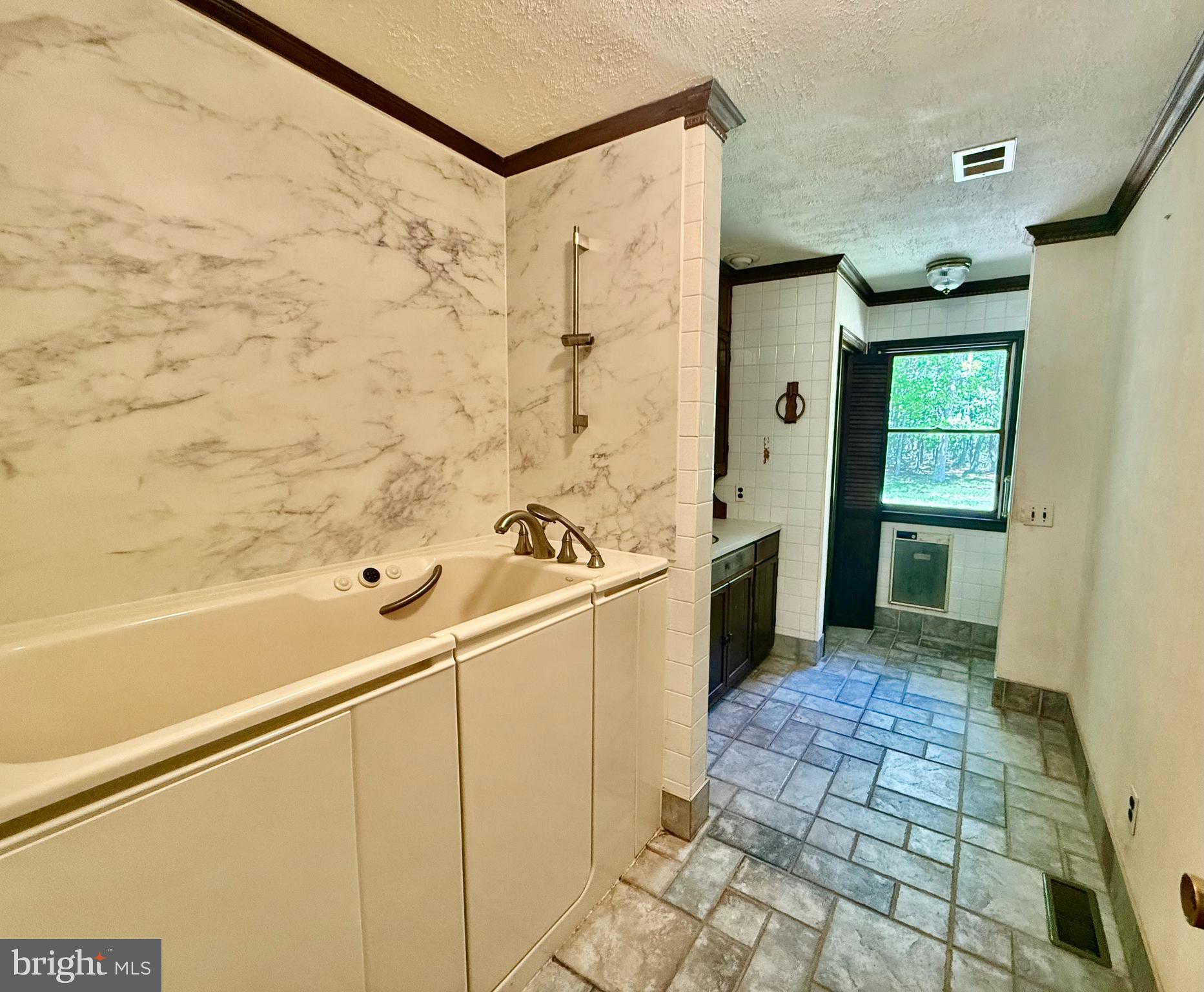229 Oakshade Road Tabernacle, NJ 08088 - Photo 44 of 57 Bathroom