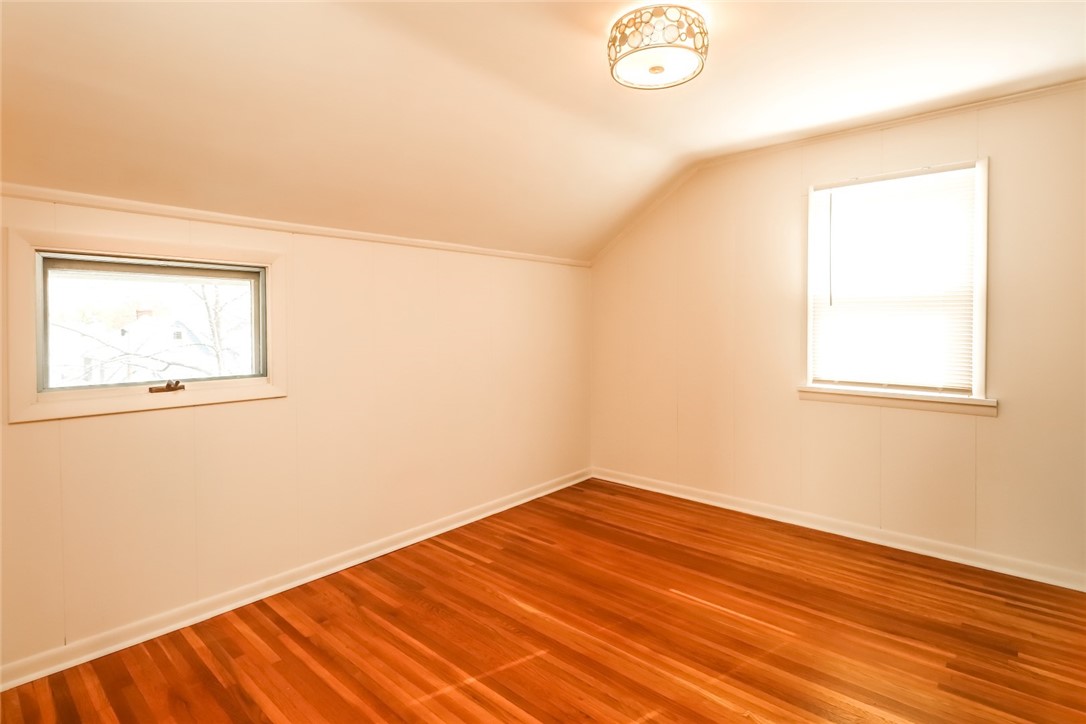 140 Wyndham Road Rochester, NY 14612 - Photo 18 of 21