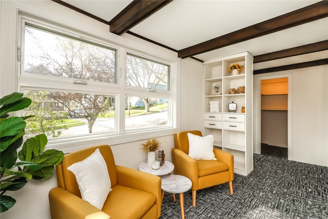 140 Wyndham Road Rochester, NY 14612 - Photo 4 of 21