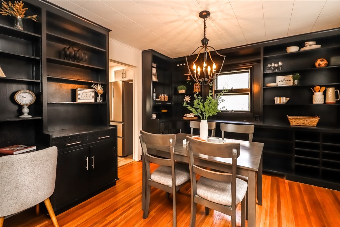 140 Wyndham Road Rochester, NY 14612 - Photo 9 of 21