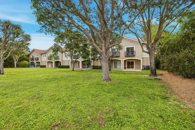 $3,000 | 12740 Westhampton Circle, Wellington, FL 33414