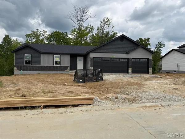 $349,900 | 135 Peruque Creek Manor, Wright City, MO 63390