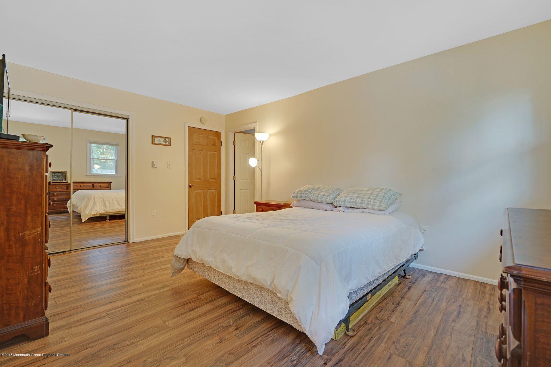 1651 Joffre Road Forked River, NJ 08731 - Photo 17 of 37 29