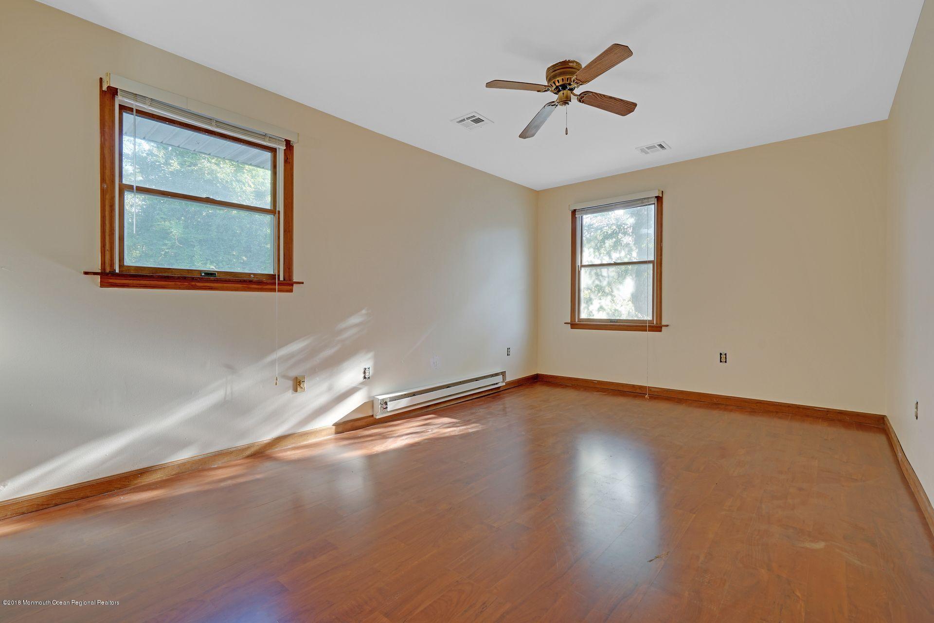 1651 Joffre Road Forked River, NJ 08731 - Photo 33 of 37 31
