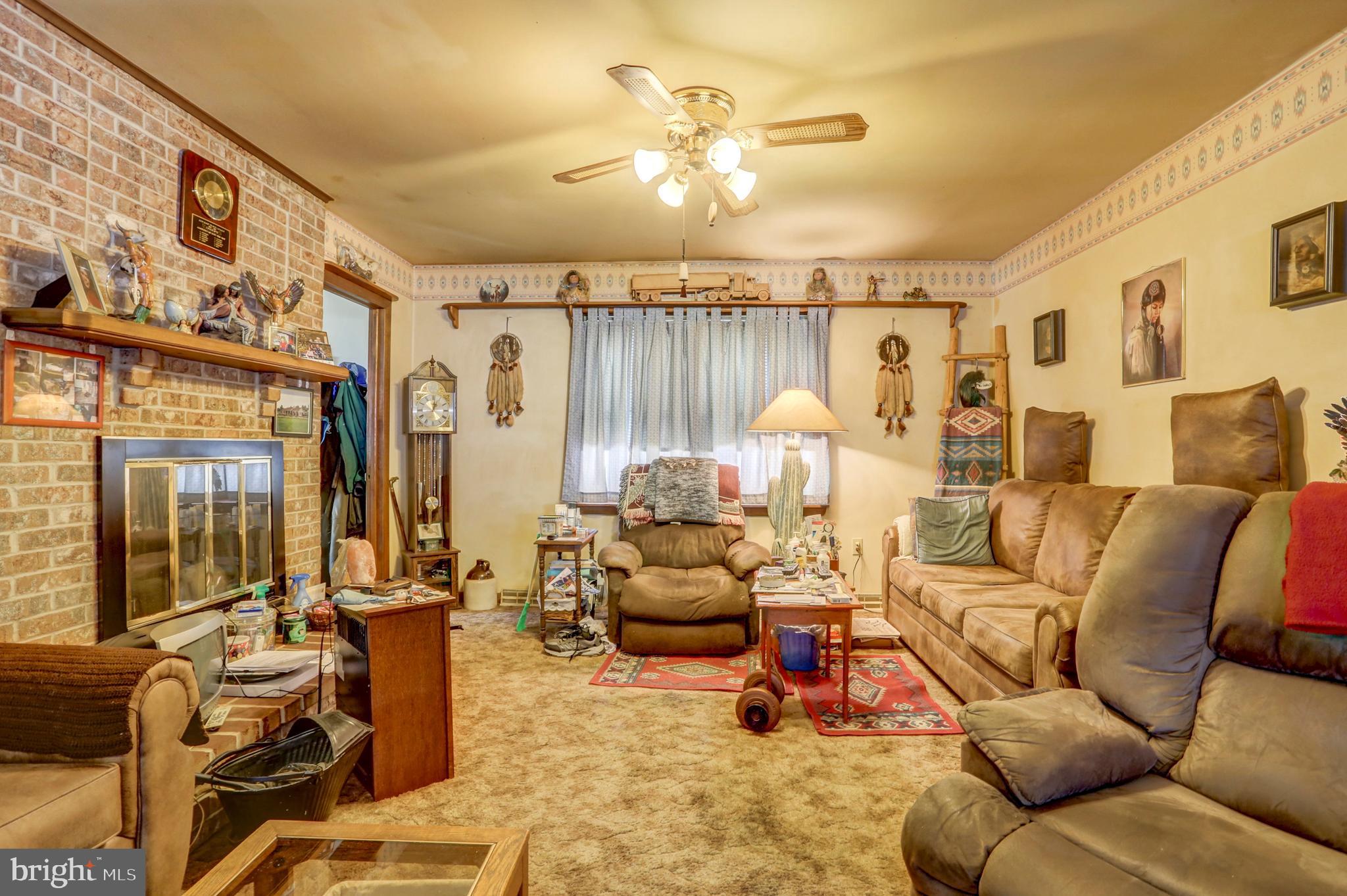 959 Rawlinsville Road Willow Street, PA 17584 - Photo 15 of 35 FAMILY ROOM