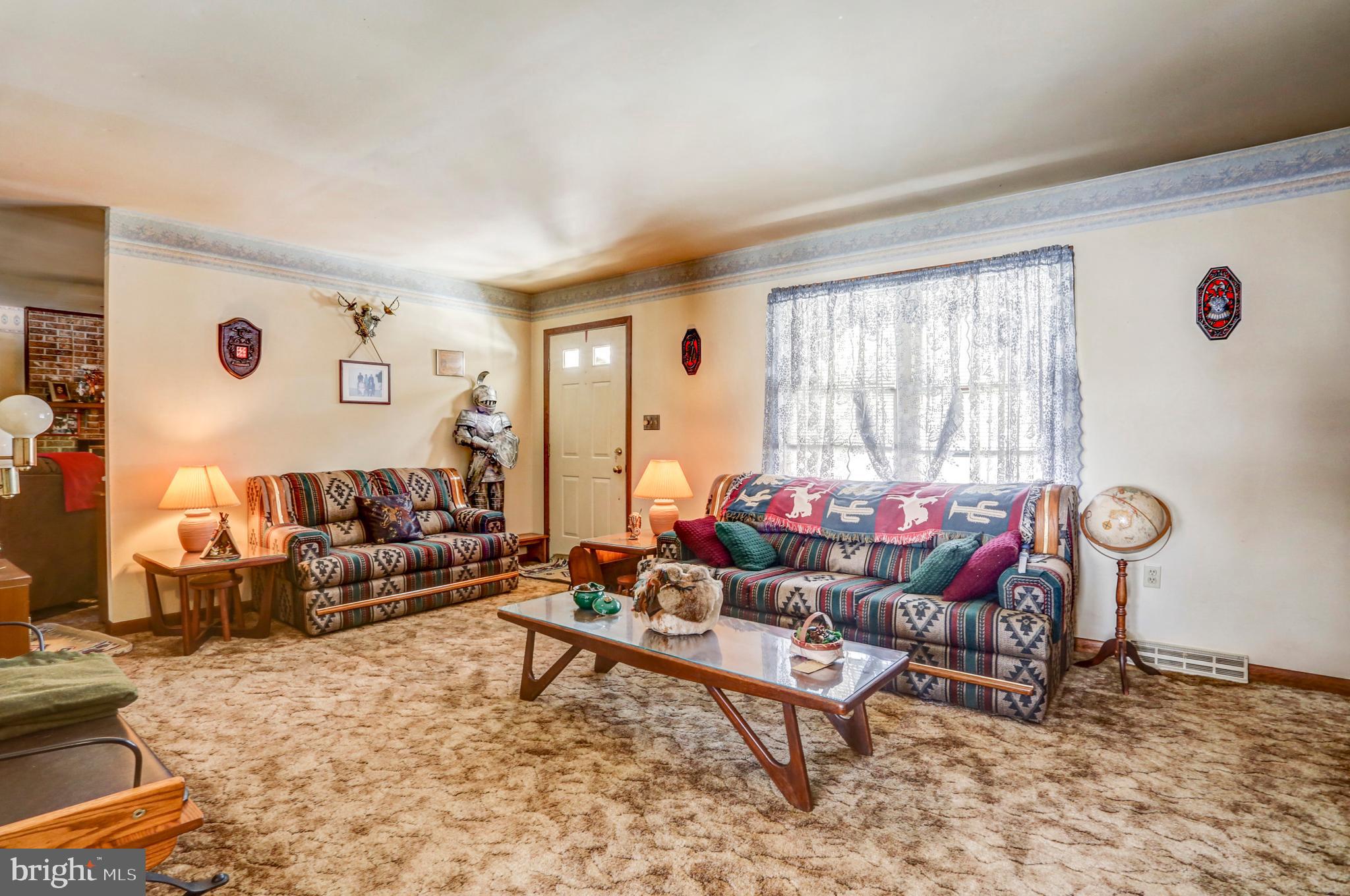 959 Rawlinsville Road Willow Street, PA 17584 - Photo 5 of 35 LIVING ROOM