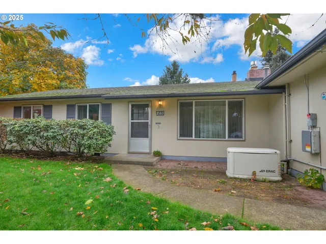 $449,900 | 240 Dibblee Lane, Eugene, OR 97404