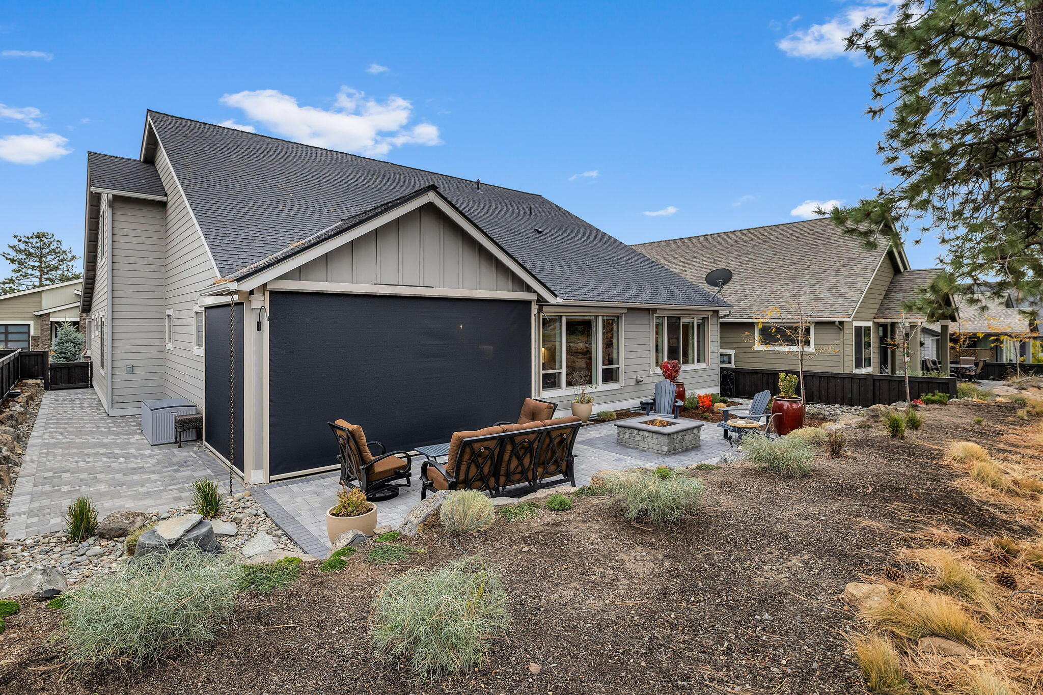 3043 Northwest Hidden Rdg Drive Bend, OR 97703 - Photo 52 of 56