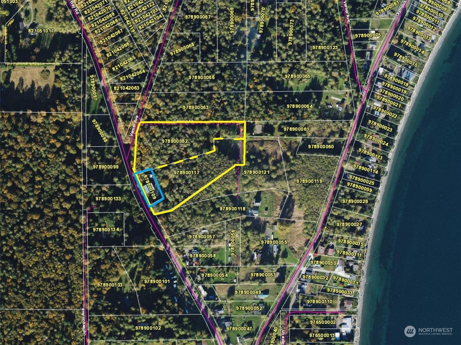 7251 Oak Bay Road Port Ludlow, WA 98365 - Photo 15 of 40