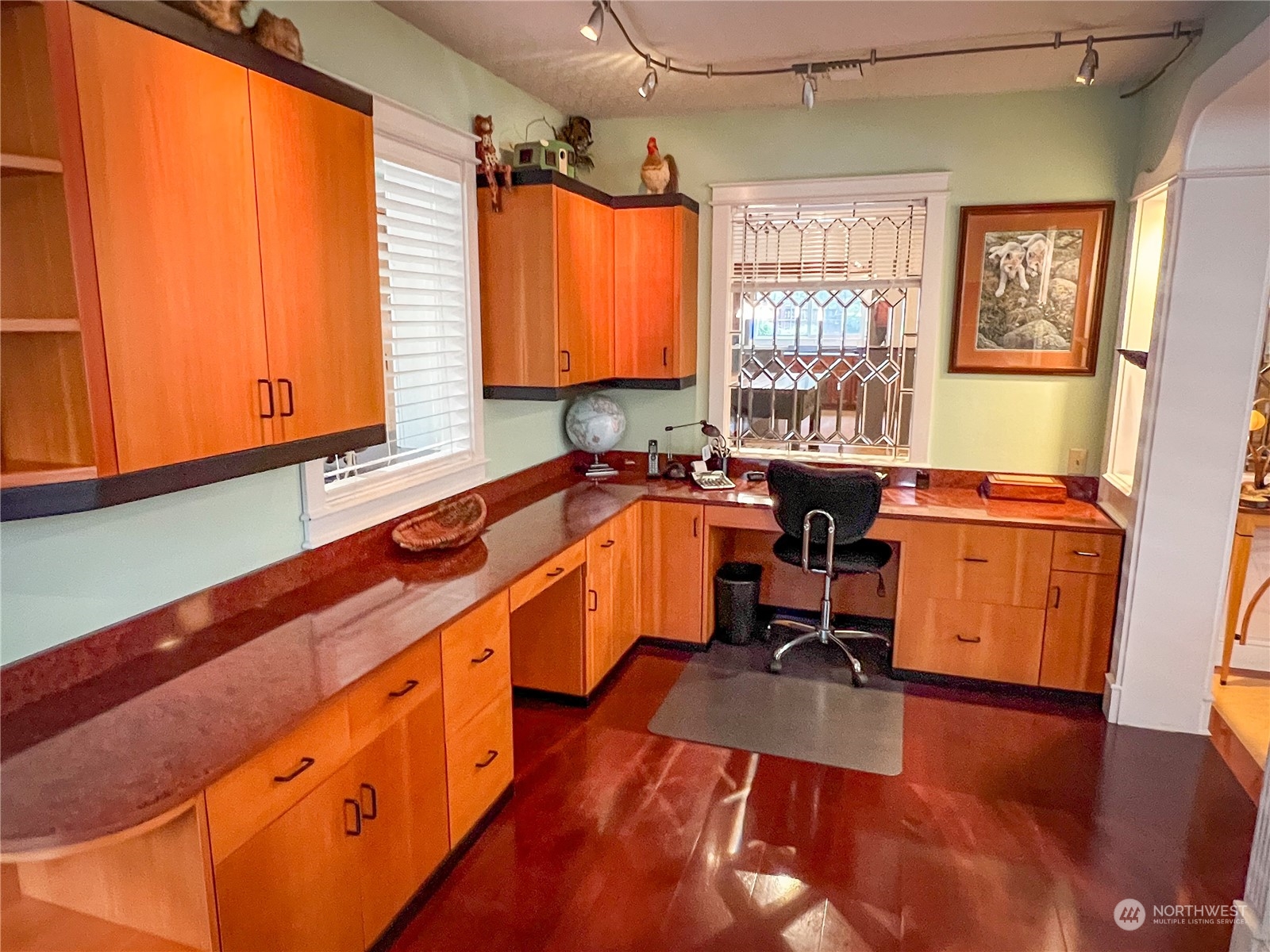 7251 Oak Bay Road Port Ludlow, WA 98365 - Photo 27 of 40 a view of a kitchen with a large window
