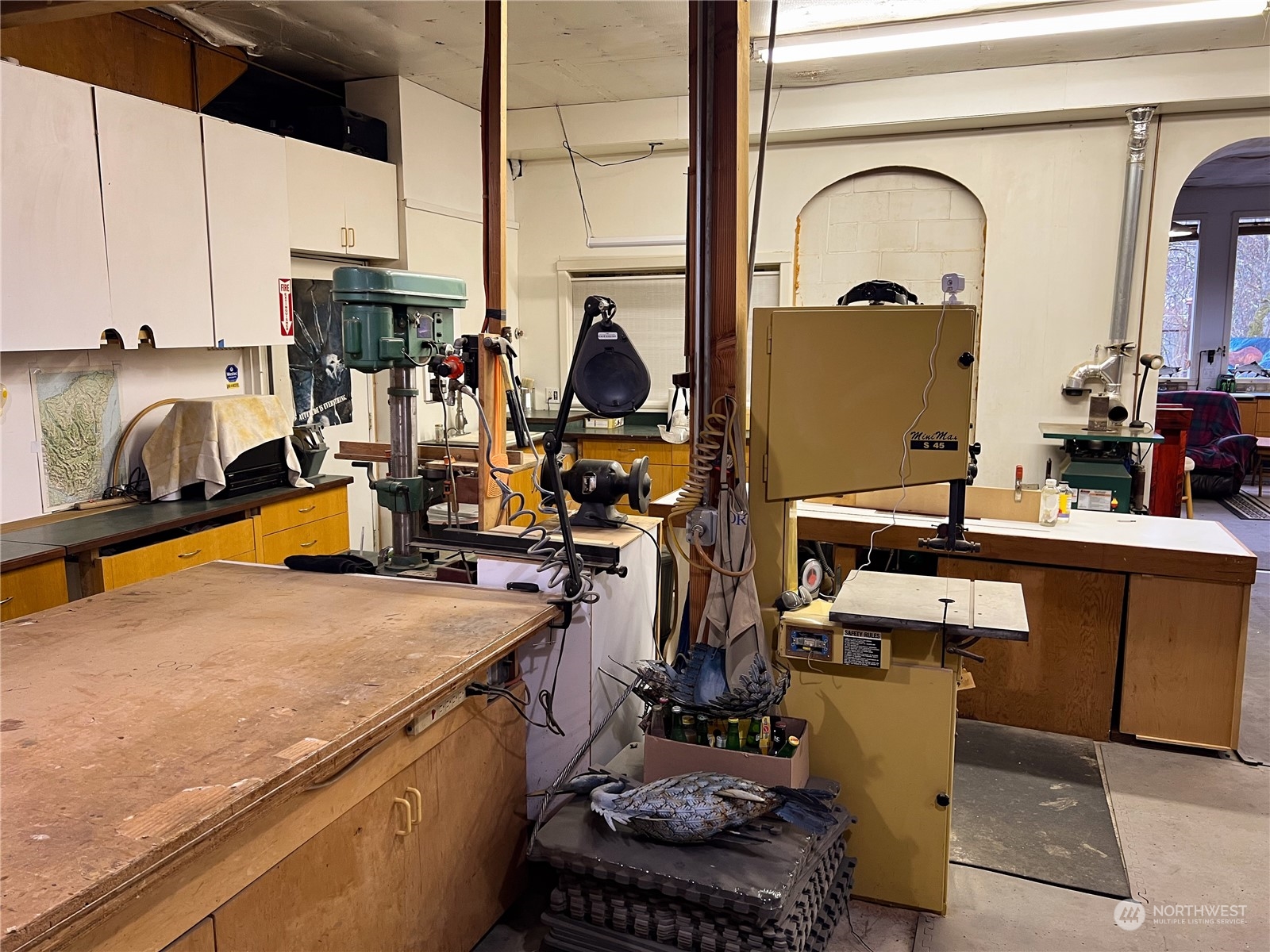 7251 Oak Bay Road Port Ludlow, WA 98365 - Photo 36 of 40 a room with musical instruments