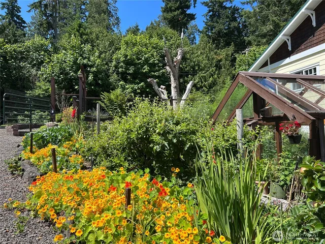 $995,000 | 7251 Oak Bay Road, Port Ludlow, WA 98365