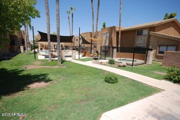 5425 East Thomas Road, Unit 1101 Phoenix, AZ 85018 - Photo 9 of 18 20110702144411801068000000-o