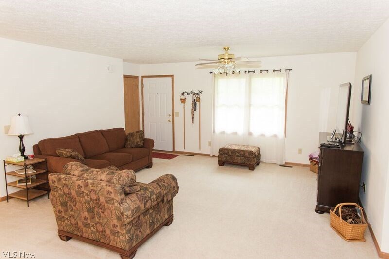 708 Gougler Road Akron, OH 44319 - Photo 6 of 23
