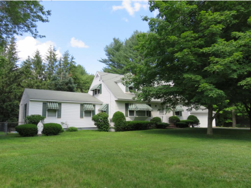 139 Littleworth Road Dover, NH 03820 - Photo 2 of 4
