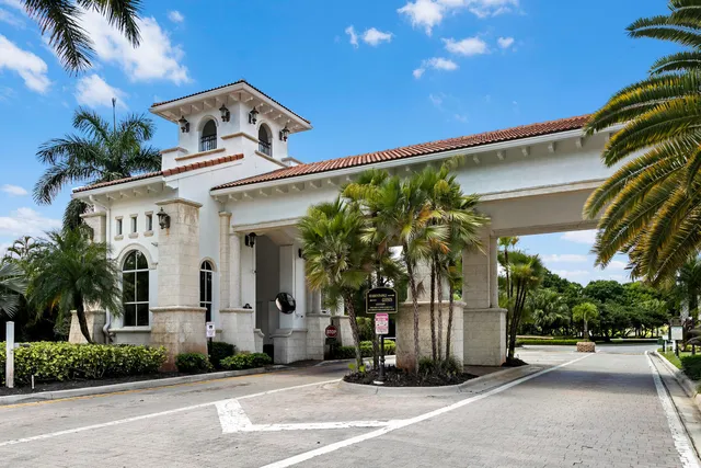 a sign that is on the side of the building