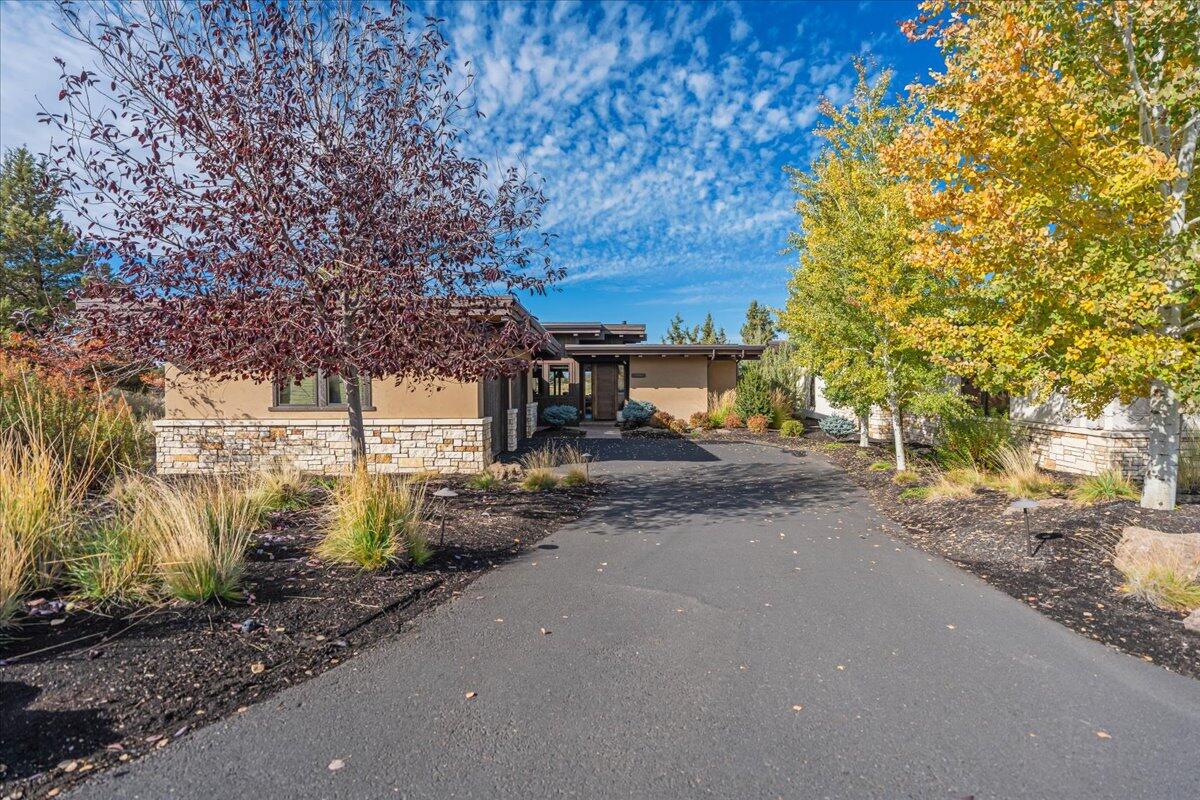 22982 Ghost Tree Lane Bend, OR 97701 - Photo 31 of 49 08-22982 GHOST TREE LN-16