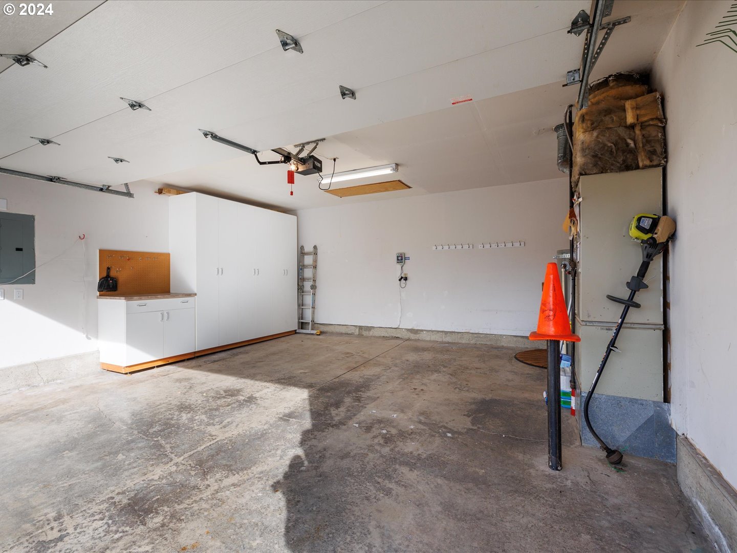 12641 Southwest Overgaard Street Portland, OR 97224 - Photo 26 of 27 Gallery Image 26