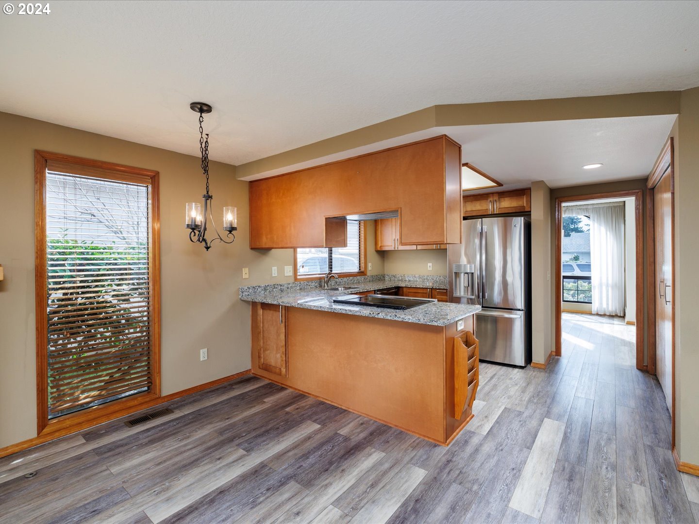 12641 Southwest Overgaard Street Portland, OR 97224 - Photo 8 of 27 Gallery Image 8