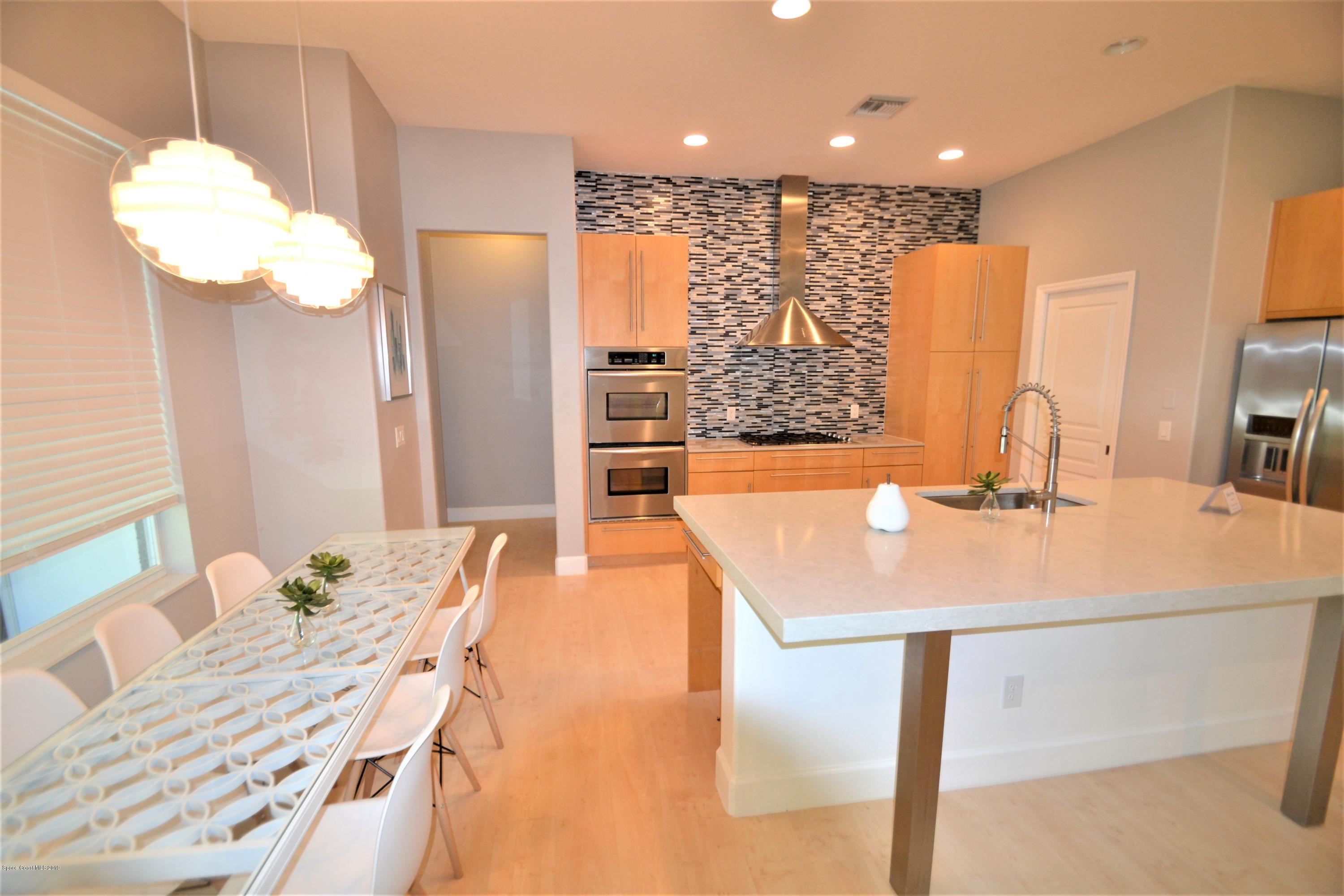 1772 Winding Ridge Circle Southeast Palm Bay, FL 32909 - Photo 15 of 62 1772 Winding Ridge Kitchen (9)