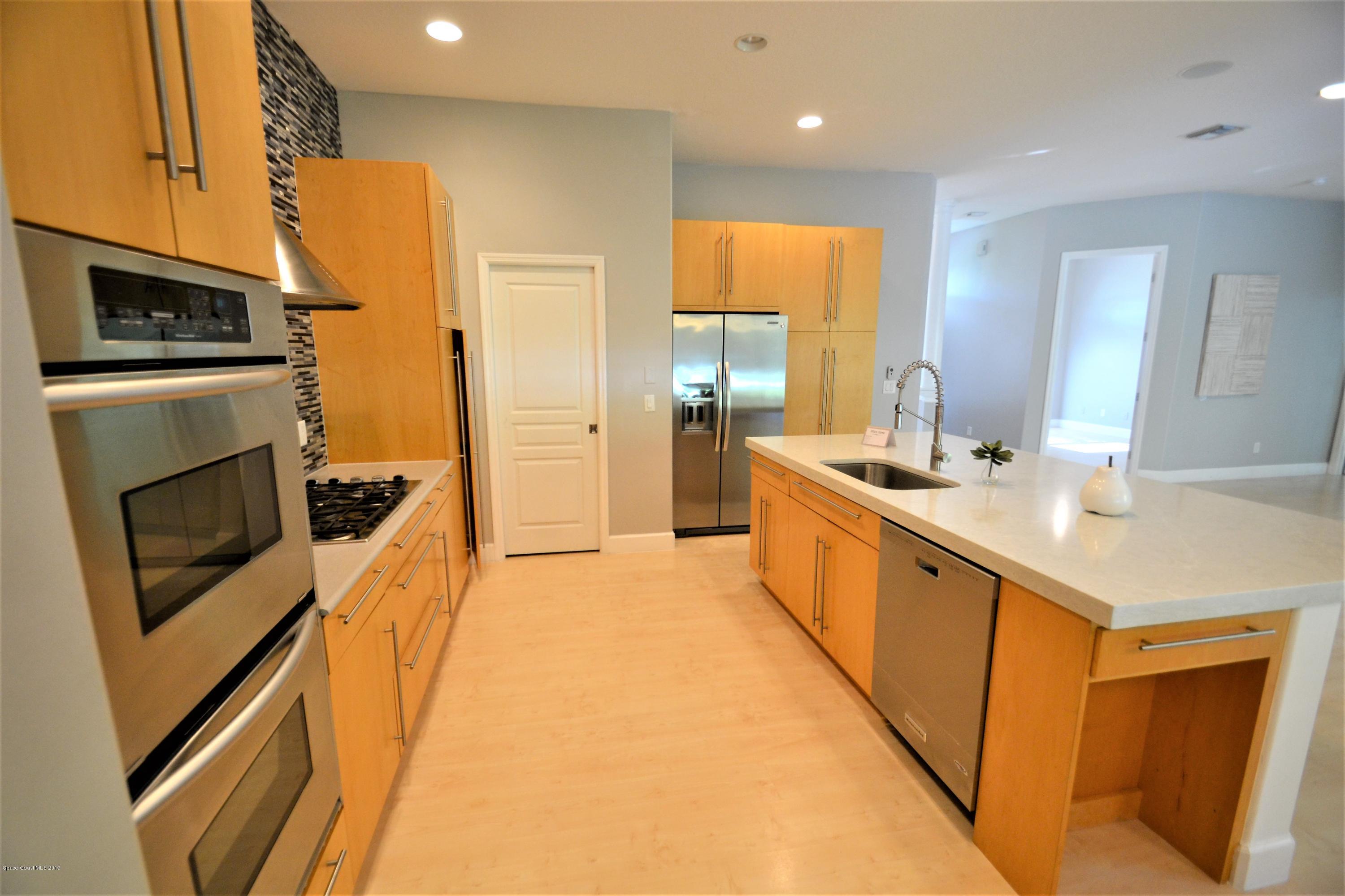 1772 Winding Ridge Circle Southeast Palm Bay, FL 32909 - Photo 21 of 62 1772 Winding Ridge Kitchen (21)