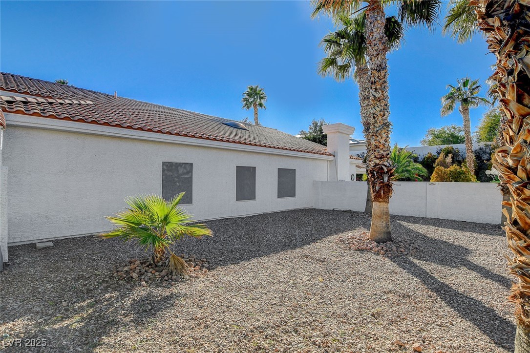1028 Norellat Road Henderson, NV 89011 - Photo 70 of 74 Side yard