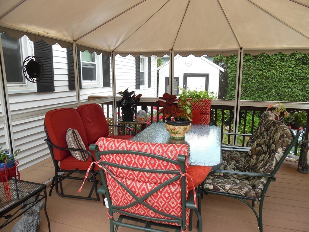 15 Hadley Street Springfield, MA 01118 - Photo 11 of 30 Gallery Image 11