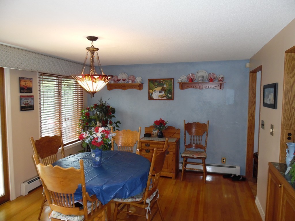 15 Hadley Street Springfield, MA 01118 - Photo 15 of 30 Gallery Image 15
