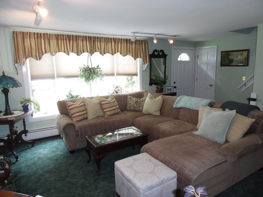 15 Hadley Street Springfield, MA 01118 - Photo 16 of 30 Gallery Image 16