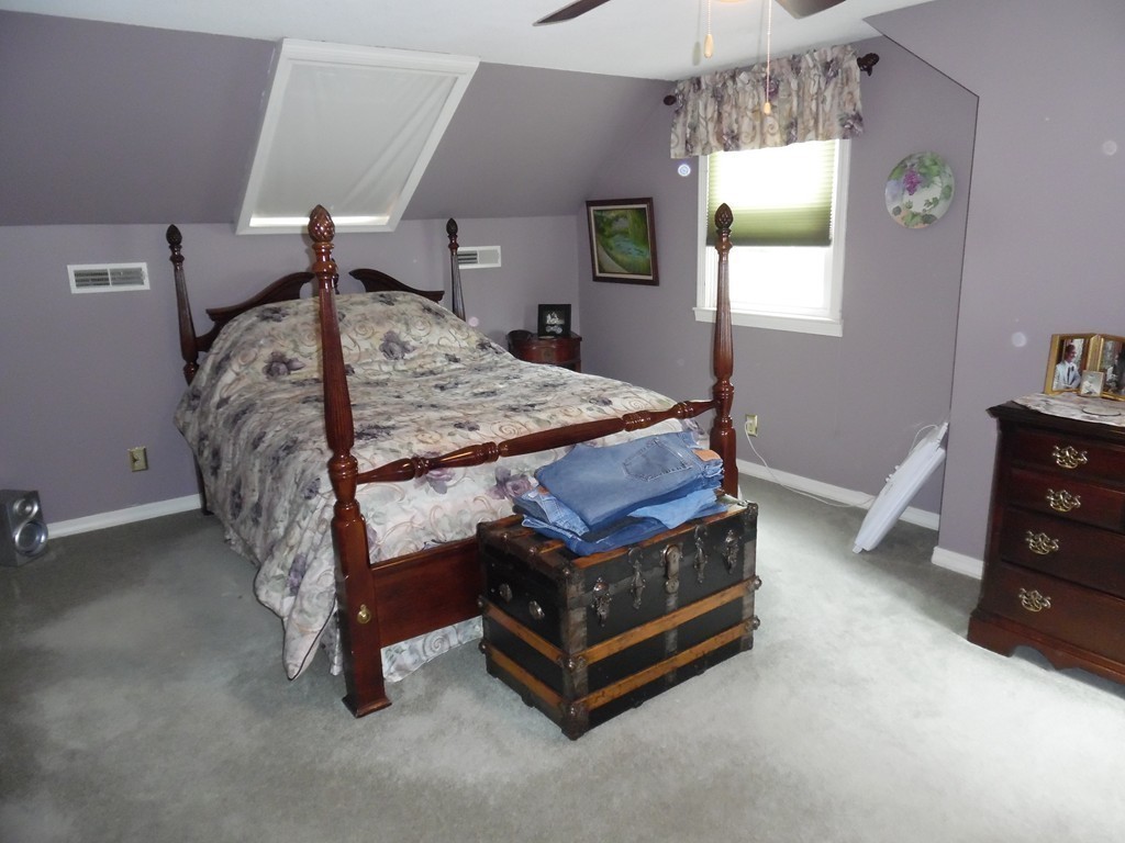 15 Hadley Street Springfield, MA 01118 - Photo 23 of 30 Gallery Image 23
