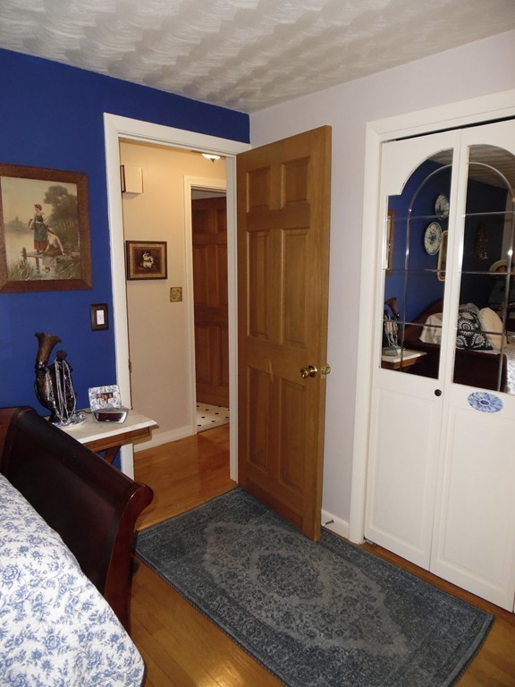 15 Hadley Street Springfield, MA 01118 - Photo 25 of 30 Gallery Image 25