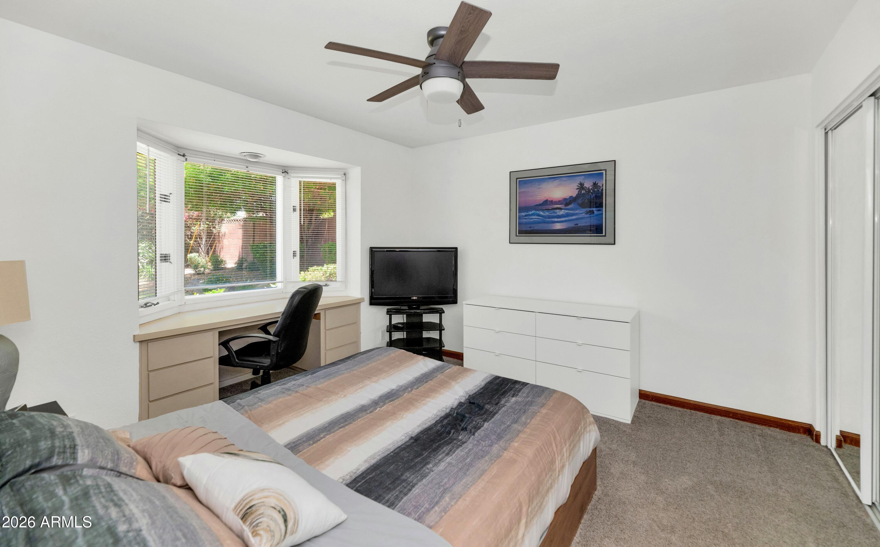 4406 North Dromedary Road Phoenix, AZ 85018 - Photo 19 of 23 021-020-TOD2439-4200x2616