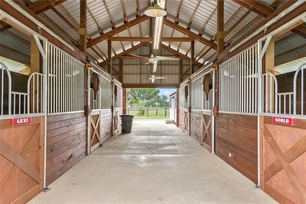 $1,760,000 | 13025 Northwest Gainesville Road, Reddick, FL 32686