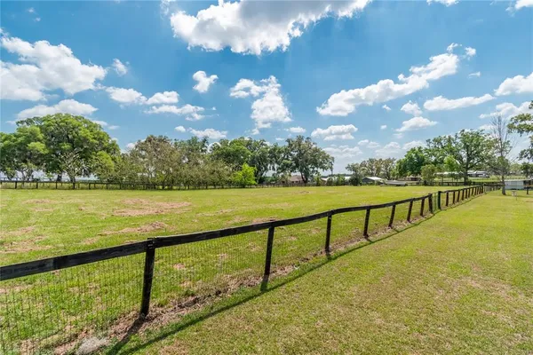 $1,760,000 | 13025 Northwest Gainesville Road, Reddick, FL 32686
