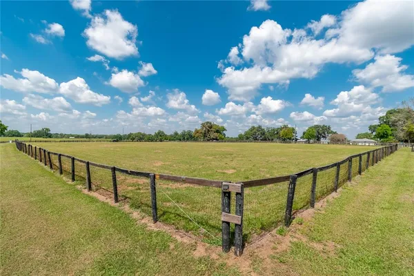 $1,760,000 | 13025 Northwest Gainesville Road, Reddick, FL 32686