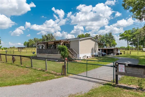 $1,760,000 | 13025 Northwest Gainesville Road, Reddick, FL 32686