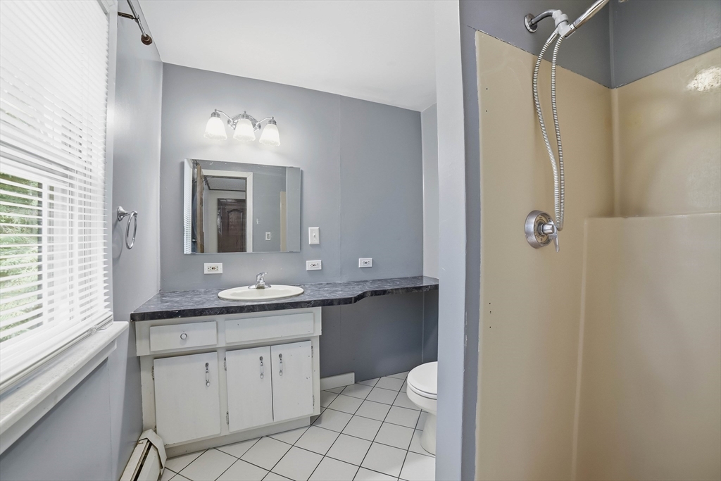 132 Charlton Road Spencer, MA 01562 - Photo 17 of 34