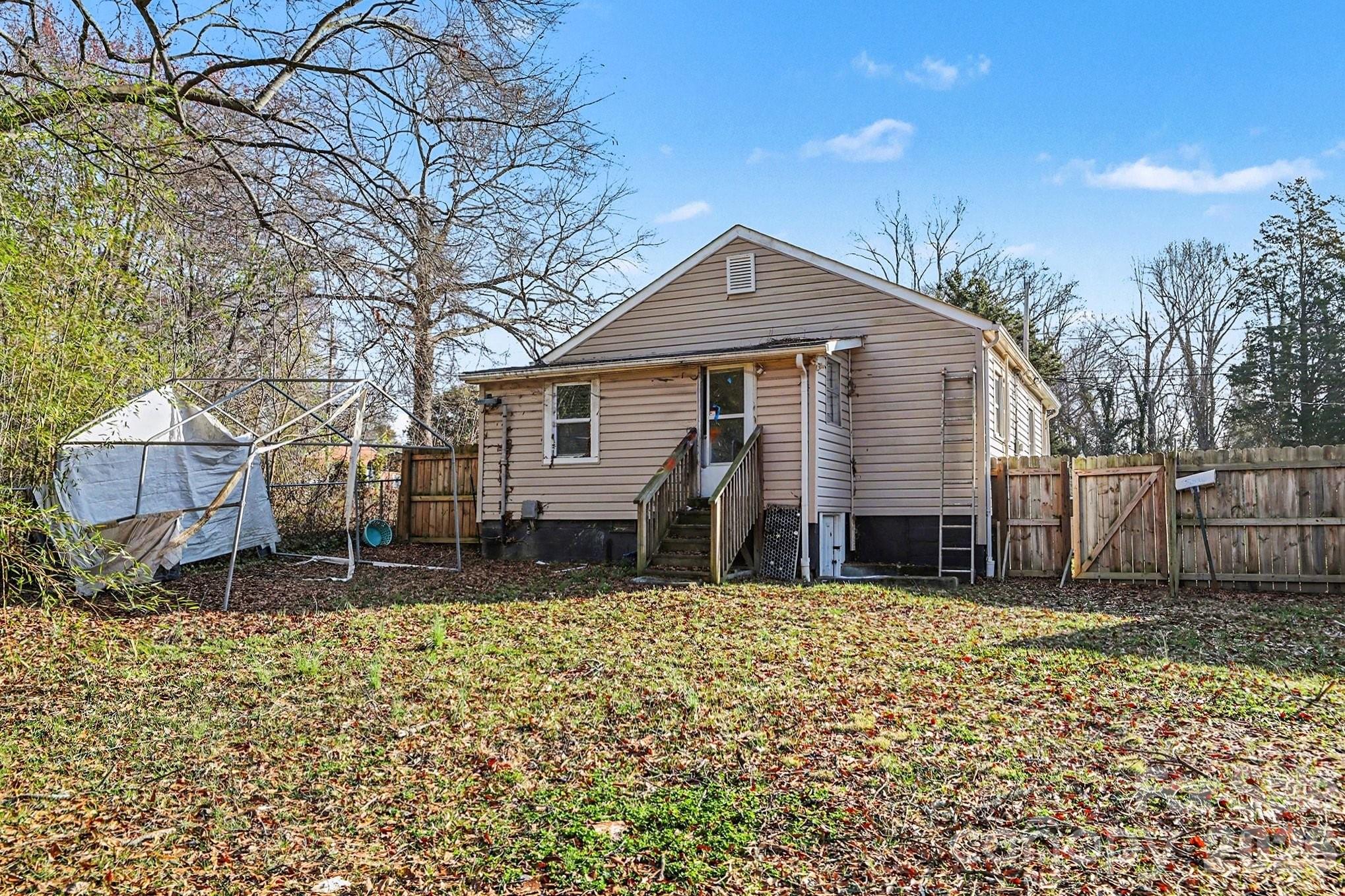 409 South Maple Street Dallas, NC 28034 - Photo 19 of 20