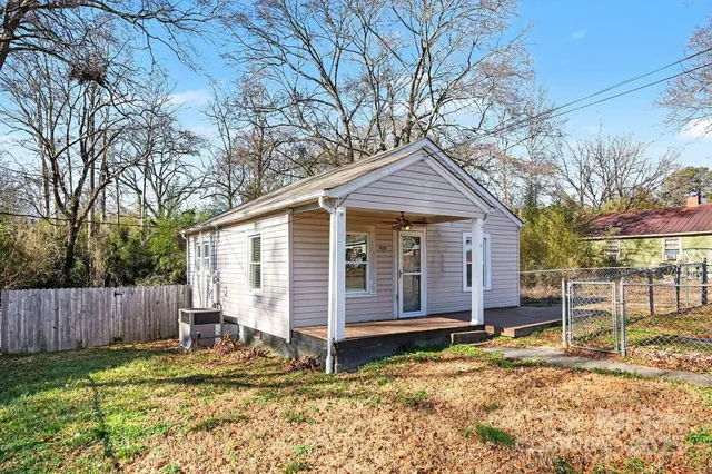 $175,000 | 409 South Maple Street, Dallas, NC 28034