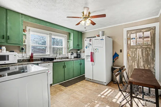 $175,000 | 409 South Maple Street, Dallas, NC 28034