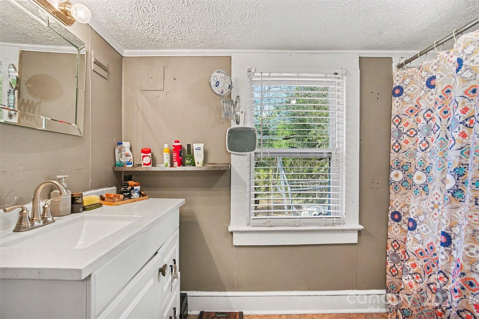 409 South Maple Street Dallas, NC 28034 - Photo 10 of 11