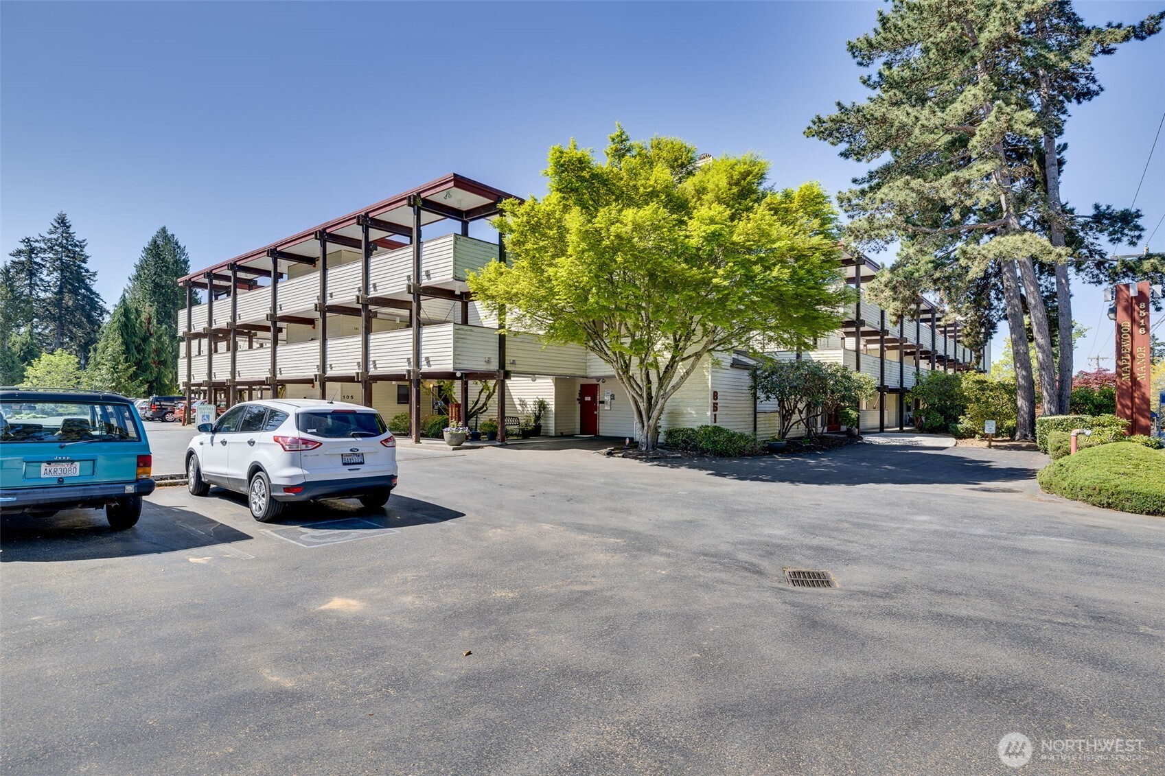 8516 196th Street Southwest, Unit 105 Edmonds, WA 98026 - Photo 39 of 40