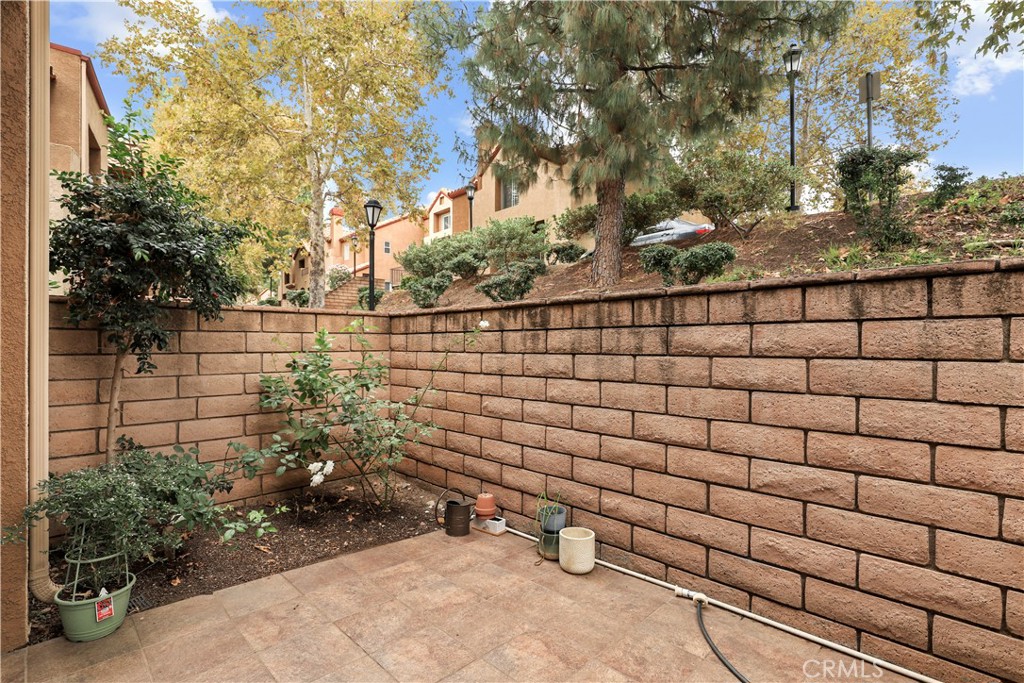 28126 Seco Canyon Road Saugus, CA 91390 - Photo 21 of 30