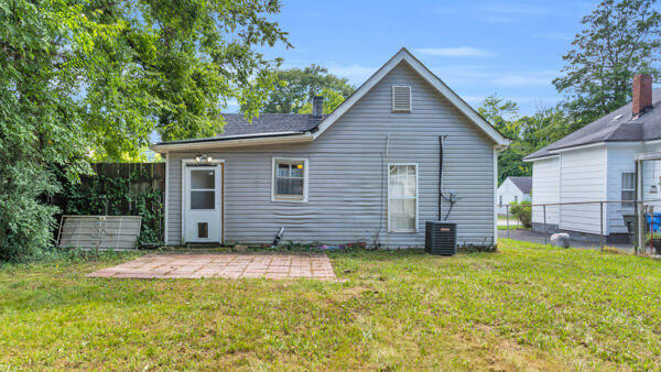 2511 Stuart Street Chattanooga, TN 37406 - Photo 18 of 20 133984541558278382_133984541511755129_25