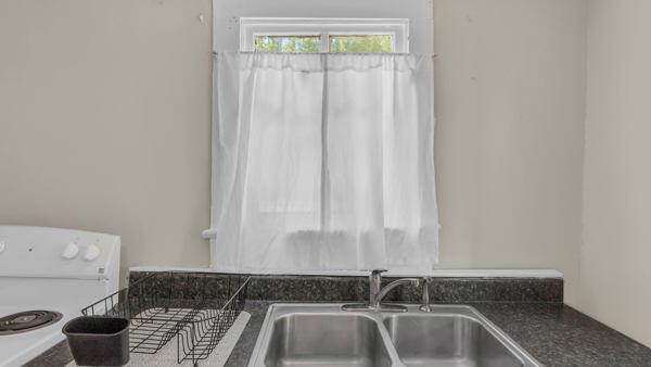 2511 Stuart Street Chattanooga, TN 37406 - Photo 8 of 20 133984541545804894_133984541466349623_25