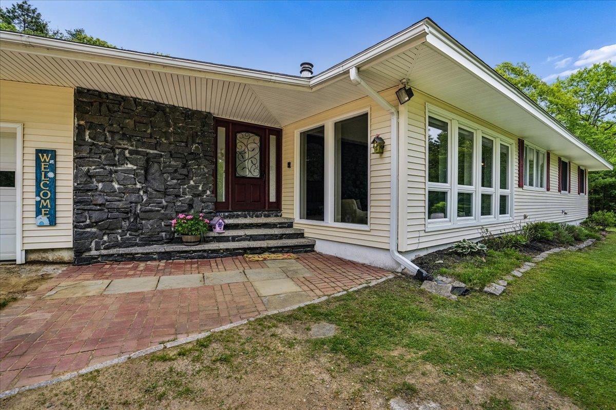 15 Tandy Road Deerfield, NH 03037 - Photo 15 of 55