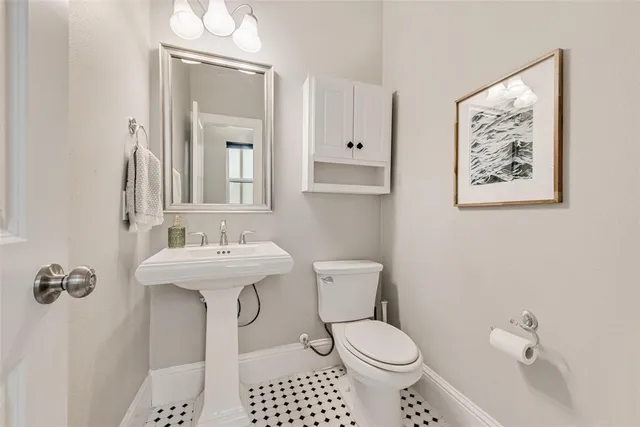 $649,900 | 4940 Sage Hill Drive, Carrollton, TX 75010