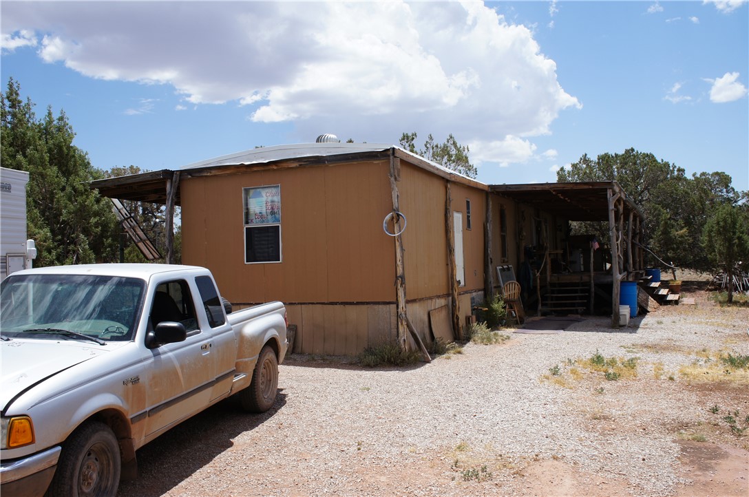 200 Denny 5 Road Seligman, AZ 86337 - Photo 2 of 34
